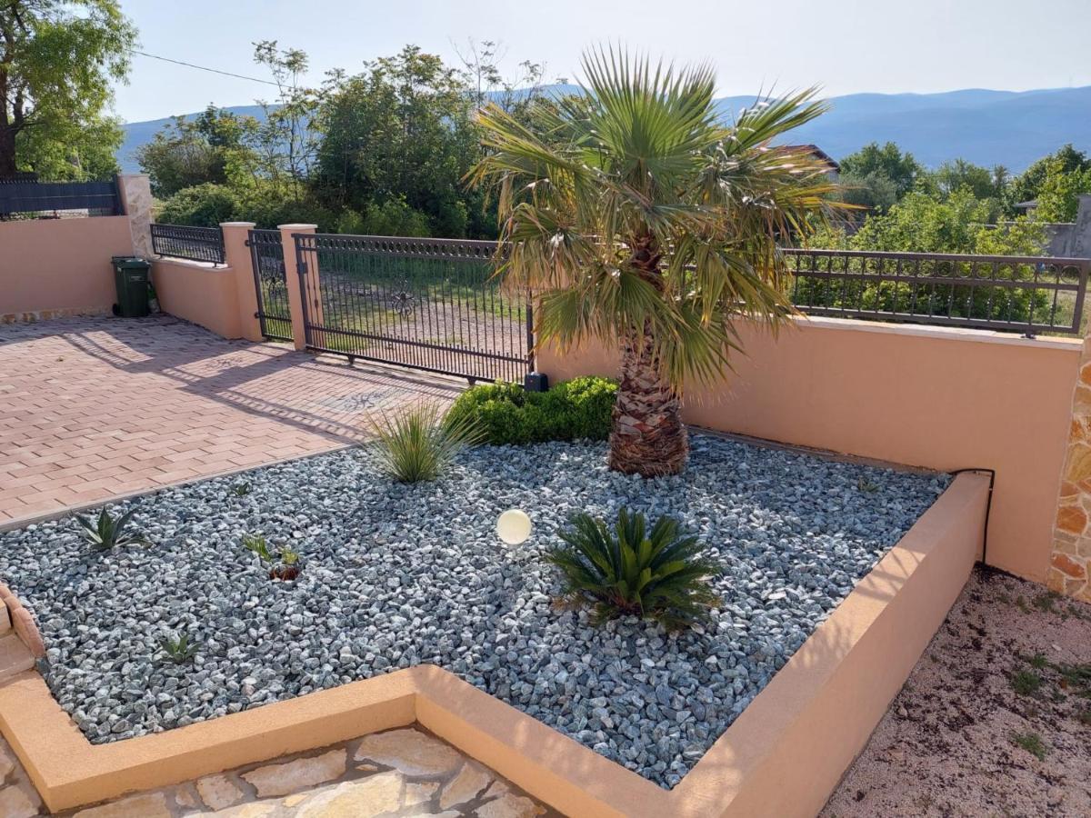 Villa Mir Pridraga Екстериор снимка